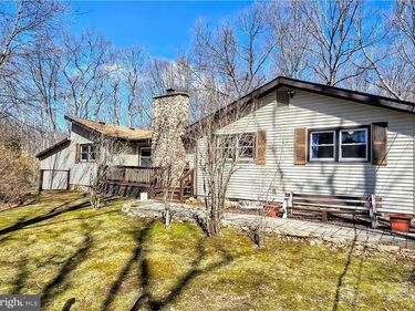 140 PENN DRIVE, LEHIGHTON, PA 18235