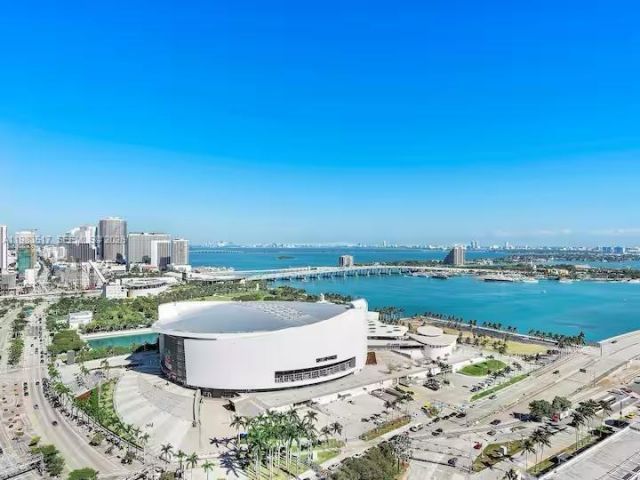 398 NE 5th St , Unit 3516, Miami, FL 33132 Photo