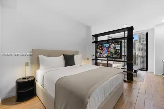 398 NE 5th St , Unit 3516, Miami, FL 33132 Photo