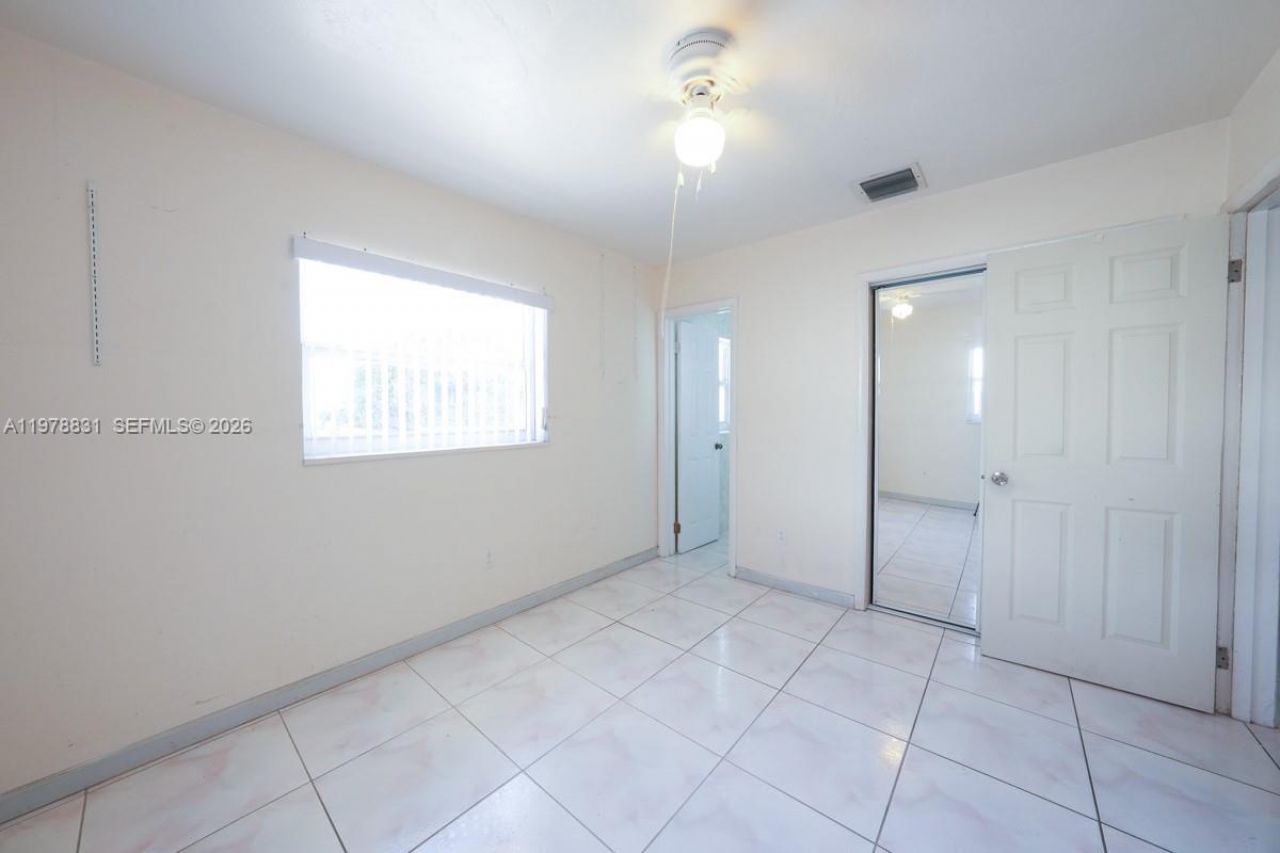 5511 NW 180th Ter , Miami Gardens, FL 33055 Photo