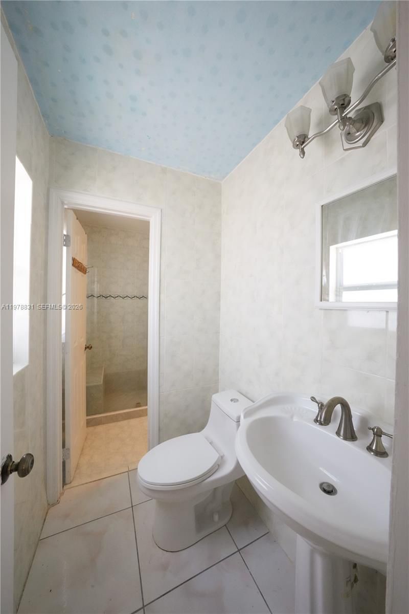 5511 NW 180th Ter , Miami Gardens, FL 33055 Photo