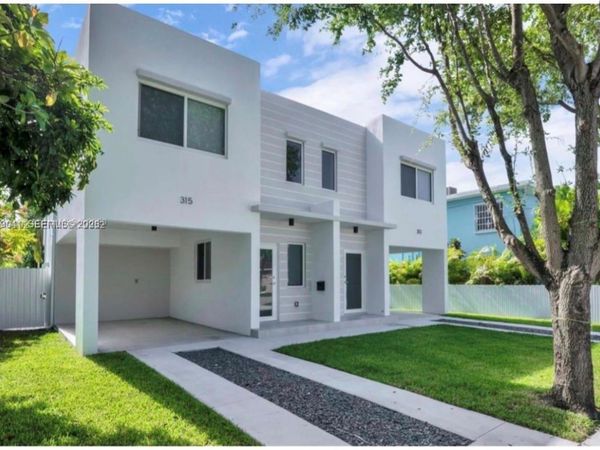 315 NW 34th Ave, Unit 315, Miami, FL 33125