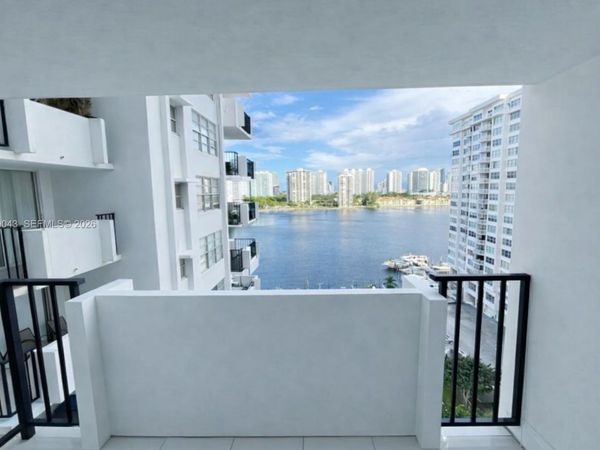 2750 NE 183rd St , Unit 1201, Aventura, FL 33160