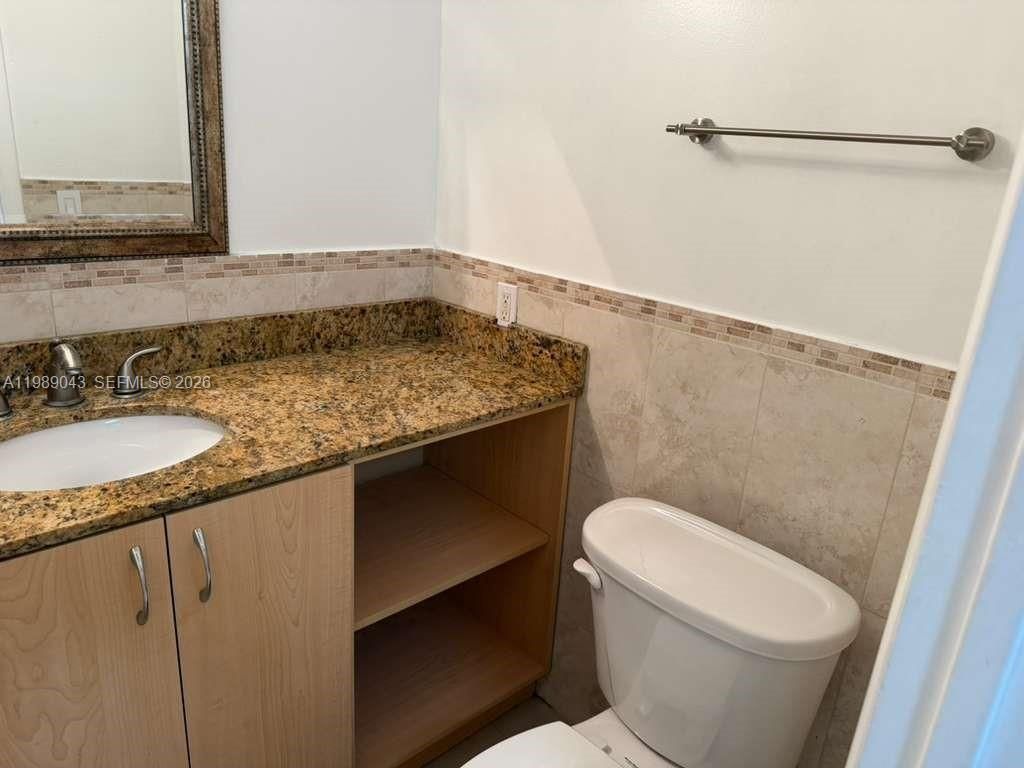 2750 NE 183rd St, Unit 1201, Aventura, FL 33160 Photo