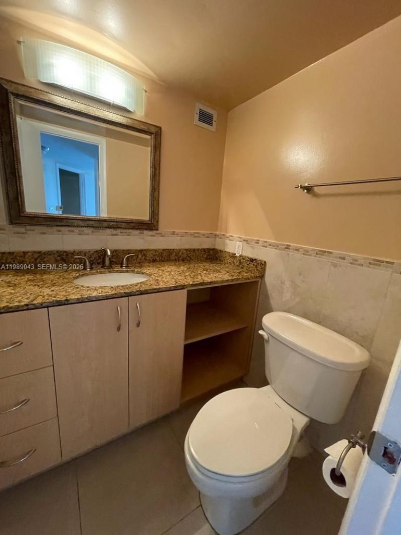 2750 NE 183rd St , Unit 1201, Aventura, FL 33160 Photo