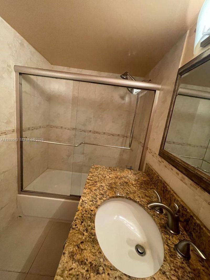 2750 NE 183rd St , Unit 1201, Aventura, FL 33160 Photo