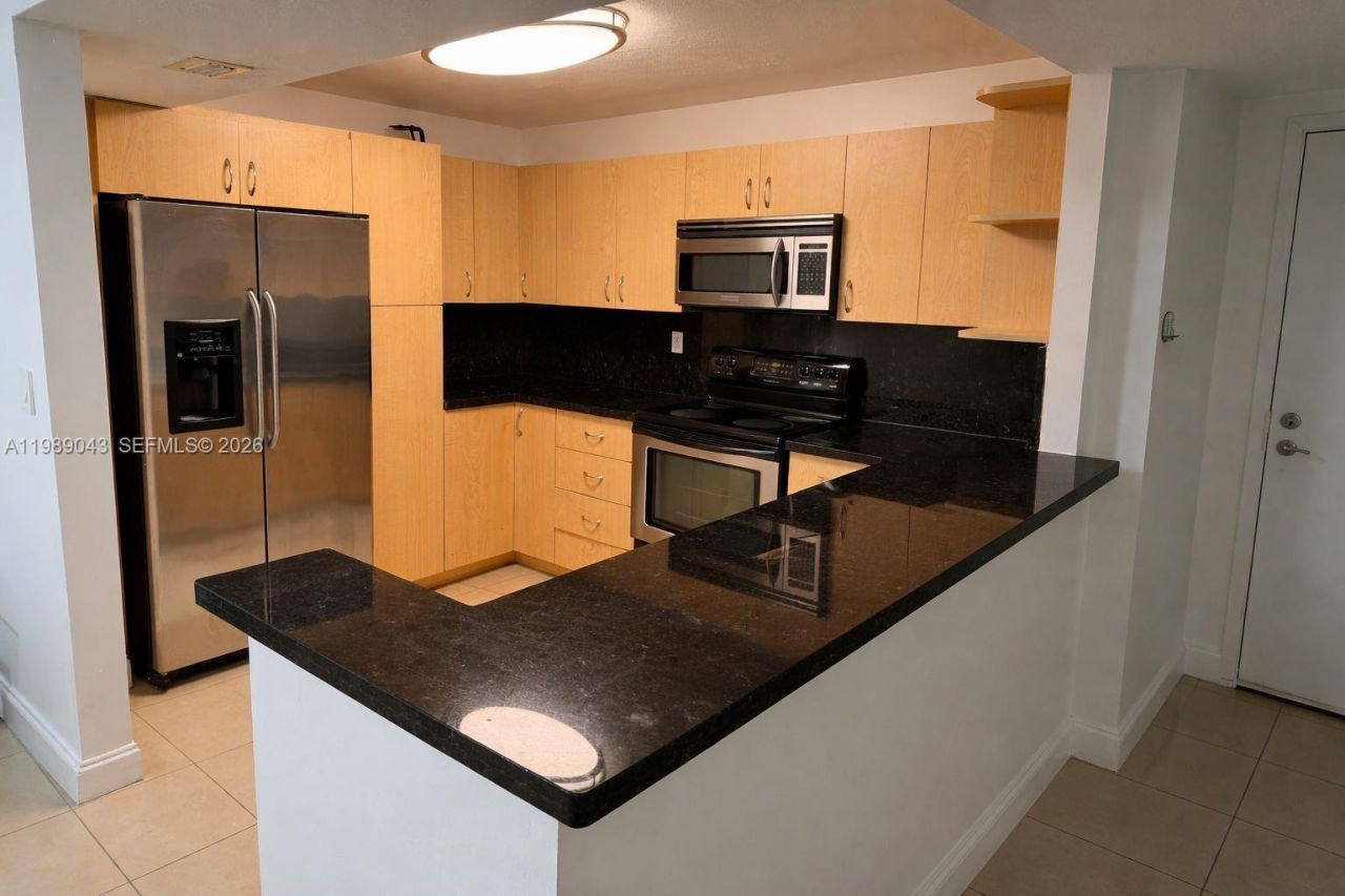 2750 NE 183rd St, Unit 1201, Aventura, FL 33160 Photo