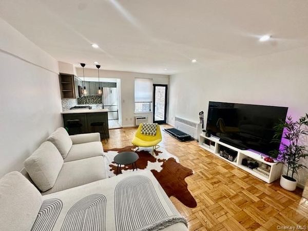 250 N Broadway , Unit 6J, Yonkers, NY 10701