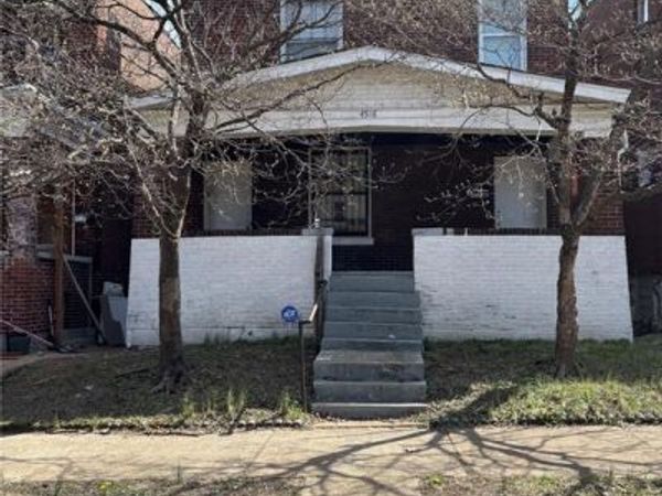 4516 Pennsylvania Avenue , St Louis, MO 63111