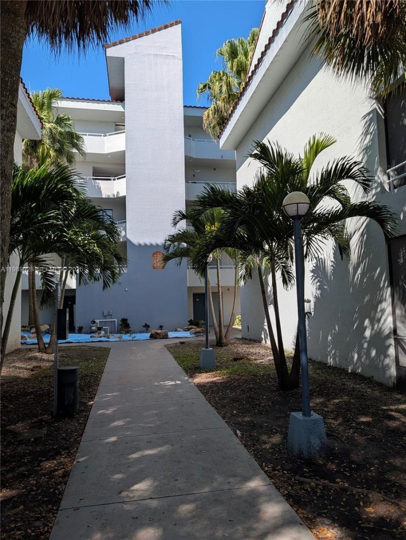 8305 SW 152nd Ave , Unit A-115, Miami, FL 33193 Photo