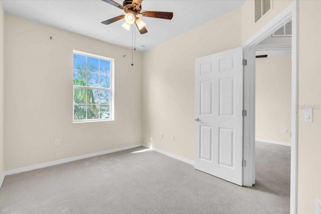 3740 82nd Avenue Circle E, Unit 105, Sarasota, FL 34243 Photo