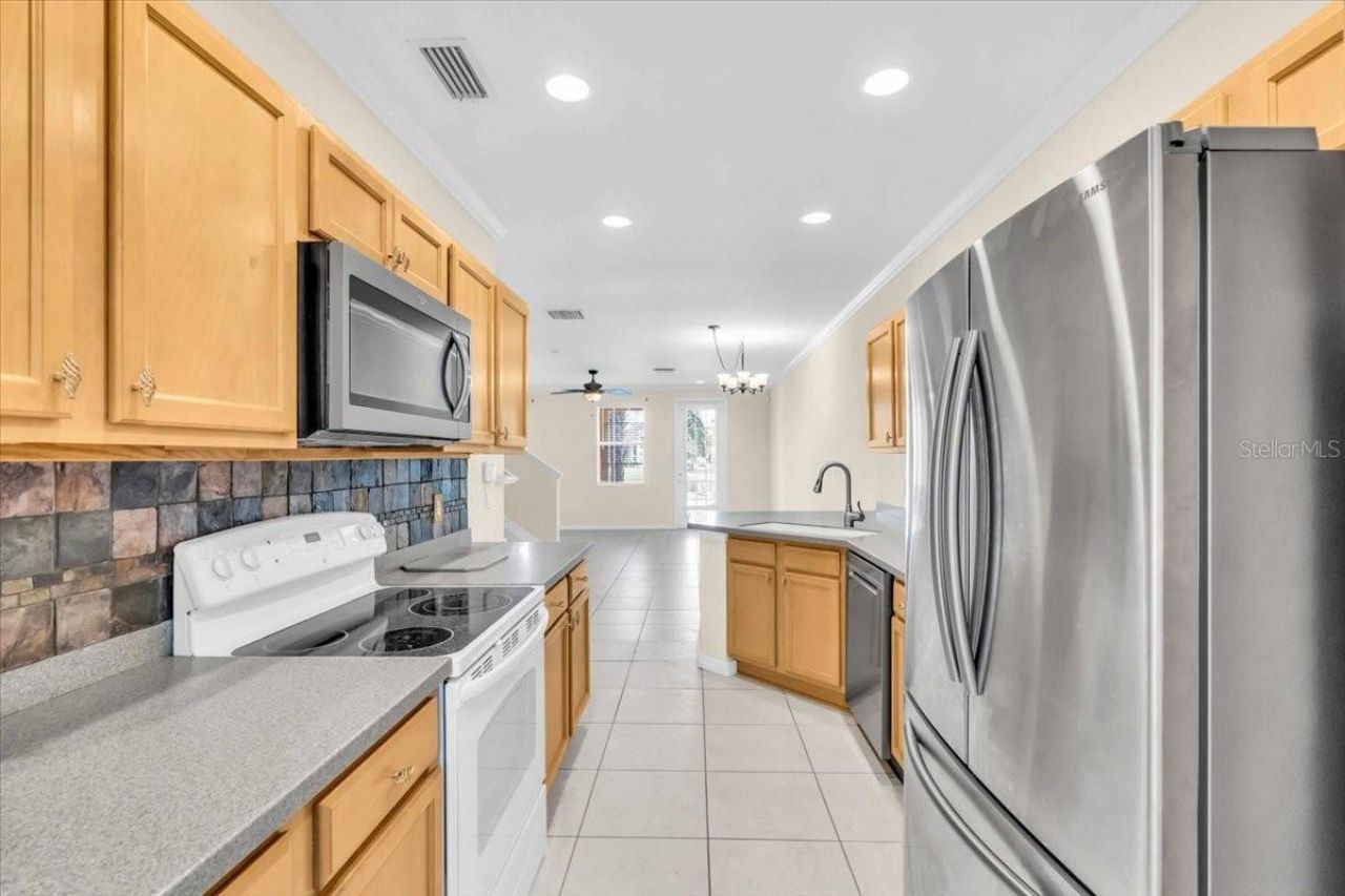 3740 82nd Avenue Circle E, Unit 105, Sarasota, FL 34243 Photo