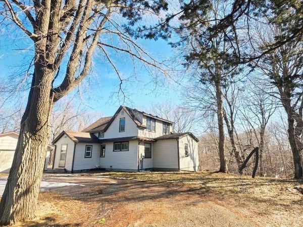 52765 409th Avenue , North Mankato, MN 56003