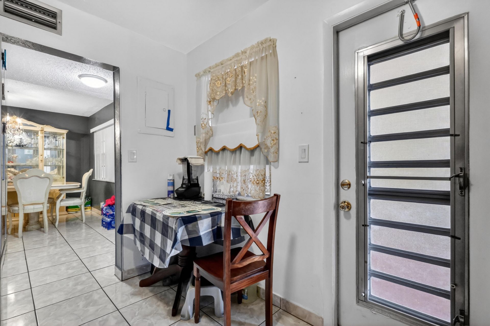 3990 NW 42nd Avenue, Unit Apt 304, Lauderdale Lakes, FL 33319 Photo