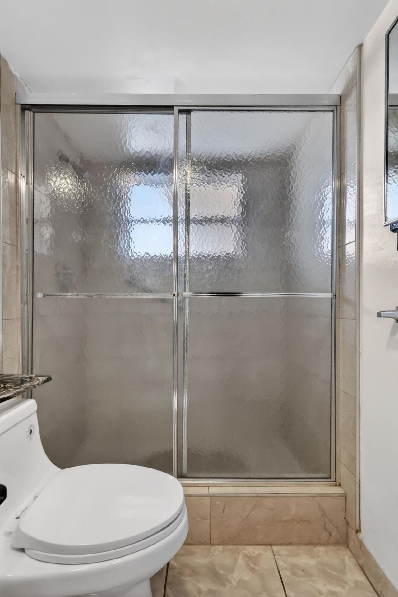 3990 NW 42nd Avenue, Unit Apt 304, Lauderdale Lakes, FL 33319 Photo