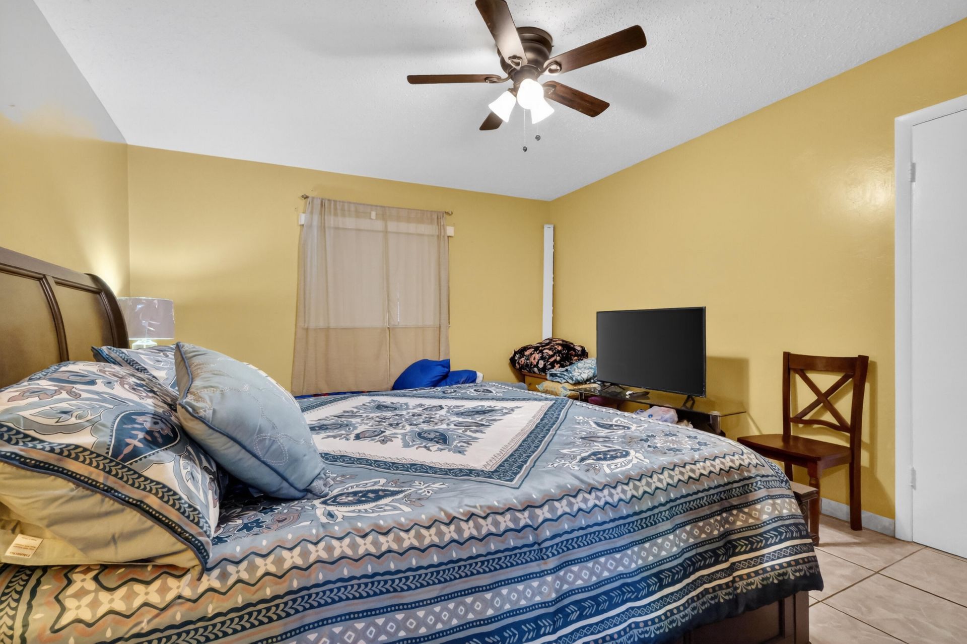 3990 NW 42nd Avenue, Unit Apt 304, Lauderdale Lakes, FL 33319 Photo