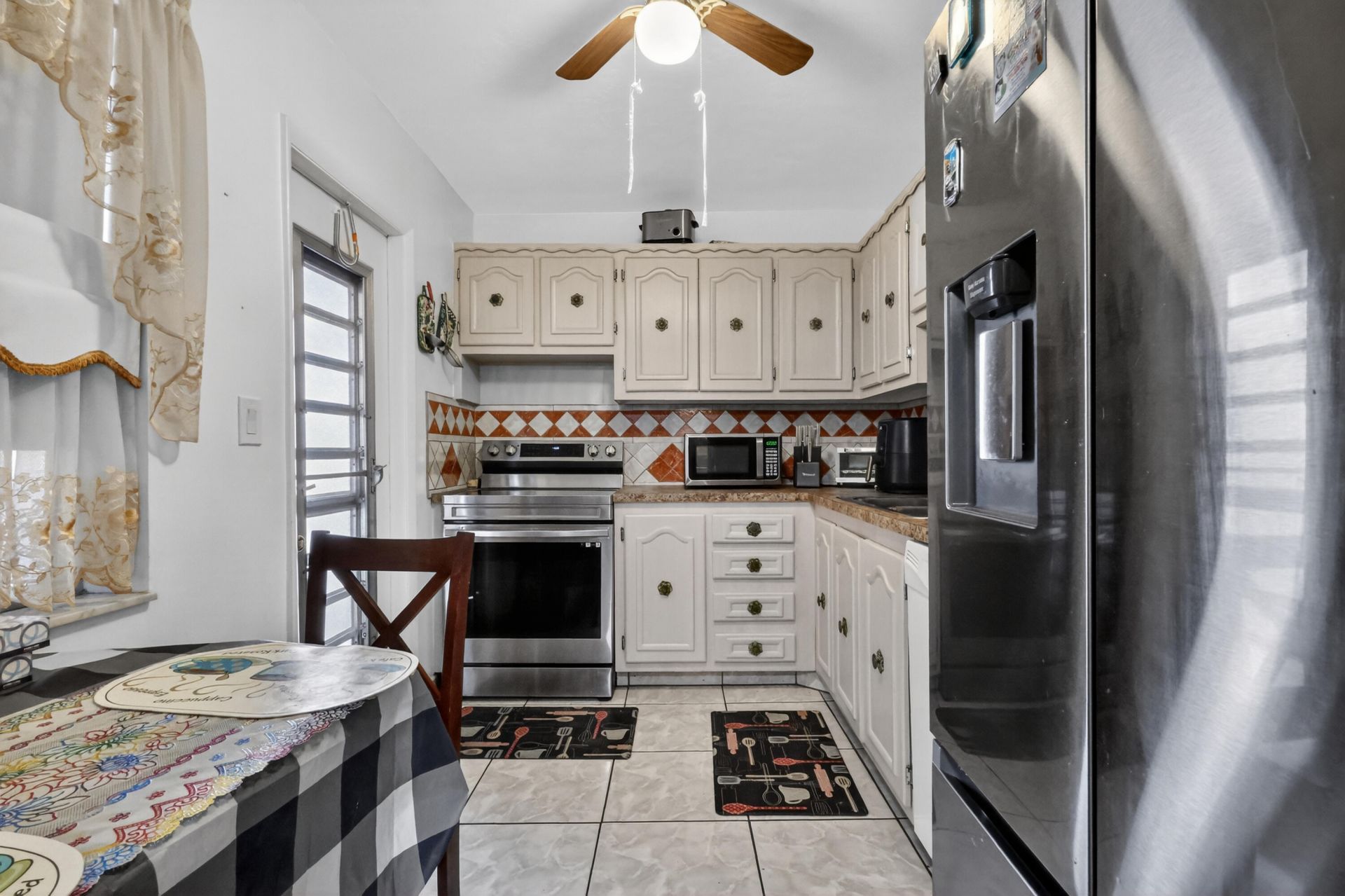 3990 NW 42nd Avenue, Unit Apt 304, Lauderdale Lakes, FL 33319 Photo