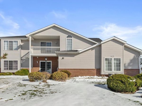 1250 Village Centre DRIVE, Unit 2, Kenosha, WI 53144