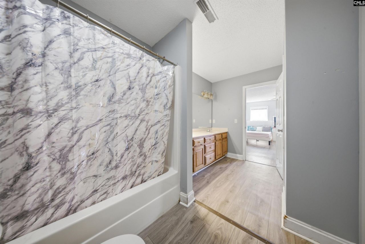 3402 Landmark Drive  Photo 20