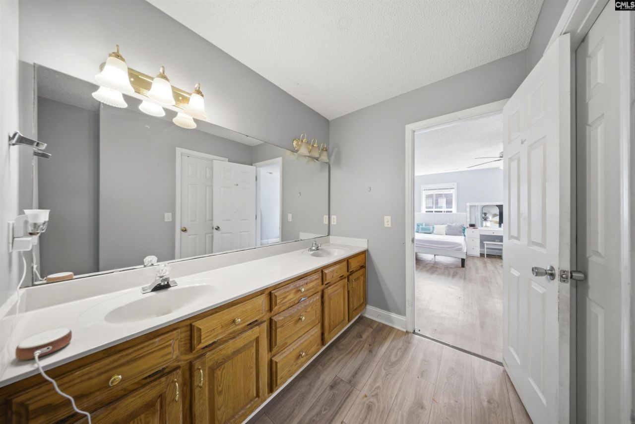 3402 Landmark Drive  Photo 21