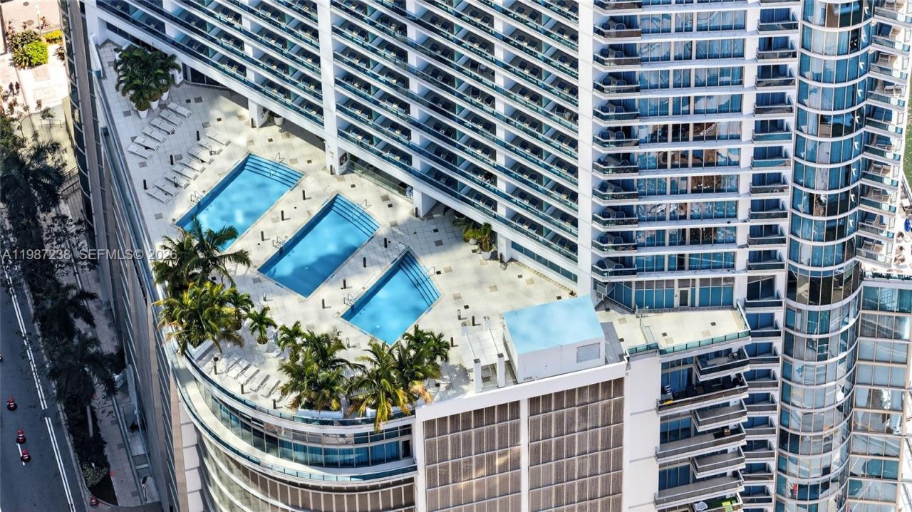 200 Biscayne Boulevard Way , Unit 5010, Miami, FL 33131 Photo