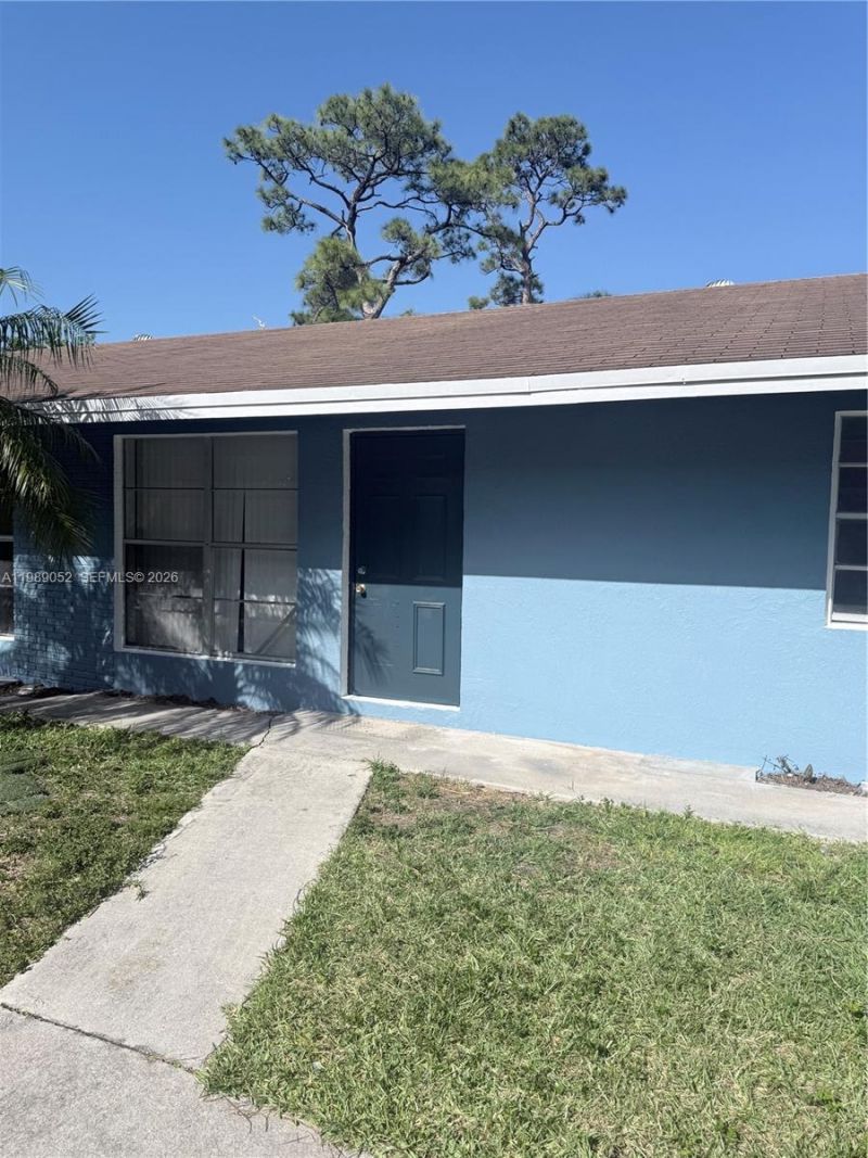 2639 SE Clayton Street, Unit 2639, Stuart, FL 34997 Main Photo