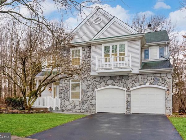 19 RIDER TERRACE, PRINCETON, NJ 08540