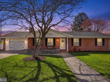 713 CAMPBELL CIRCLE , FRONT ROYAL, VA 22630