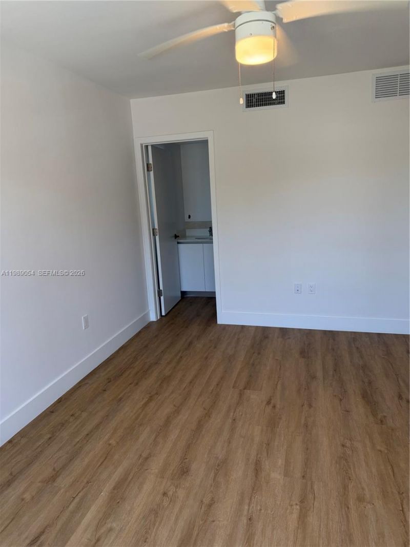 2802 SW 5th St, Unit 2802, Miami, FL 33135 Photo