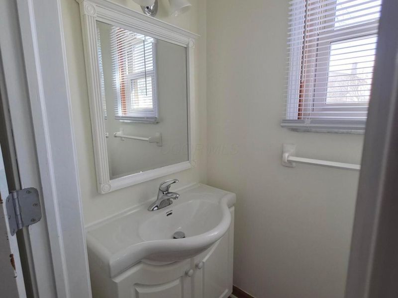 6983 Nocturne Road N, Reynoldsburg, OH 43068 Photo 11