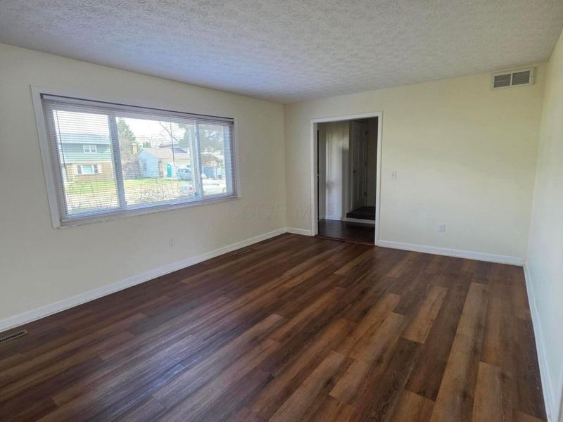 6983 Nocturne Road N, Reynoldsburg, OH 43068 Photo 4