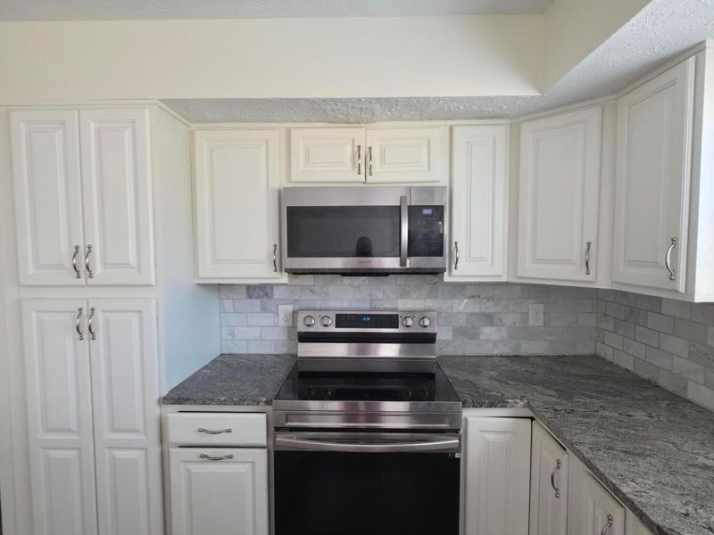 6983 Nocturne Road N, Reynoldsburg, OH 43068 Photo 9