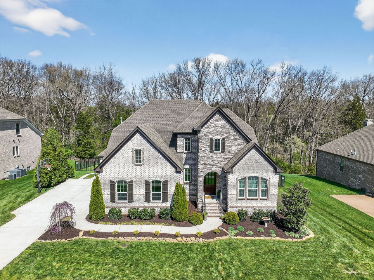 1034 Brighton Ln, Gallatin, TN 37066 Main Photo