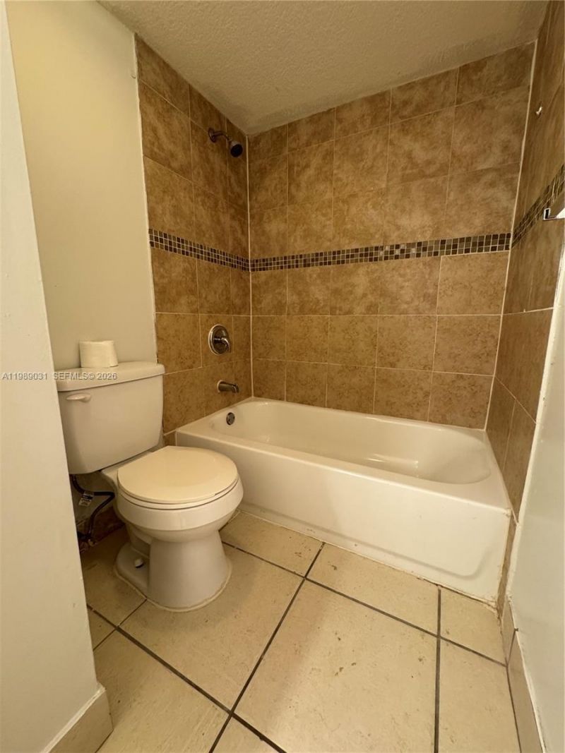 10717 Cleary Blvd , Unit 107, Plantation, FL 33324 Photo