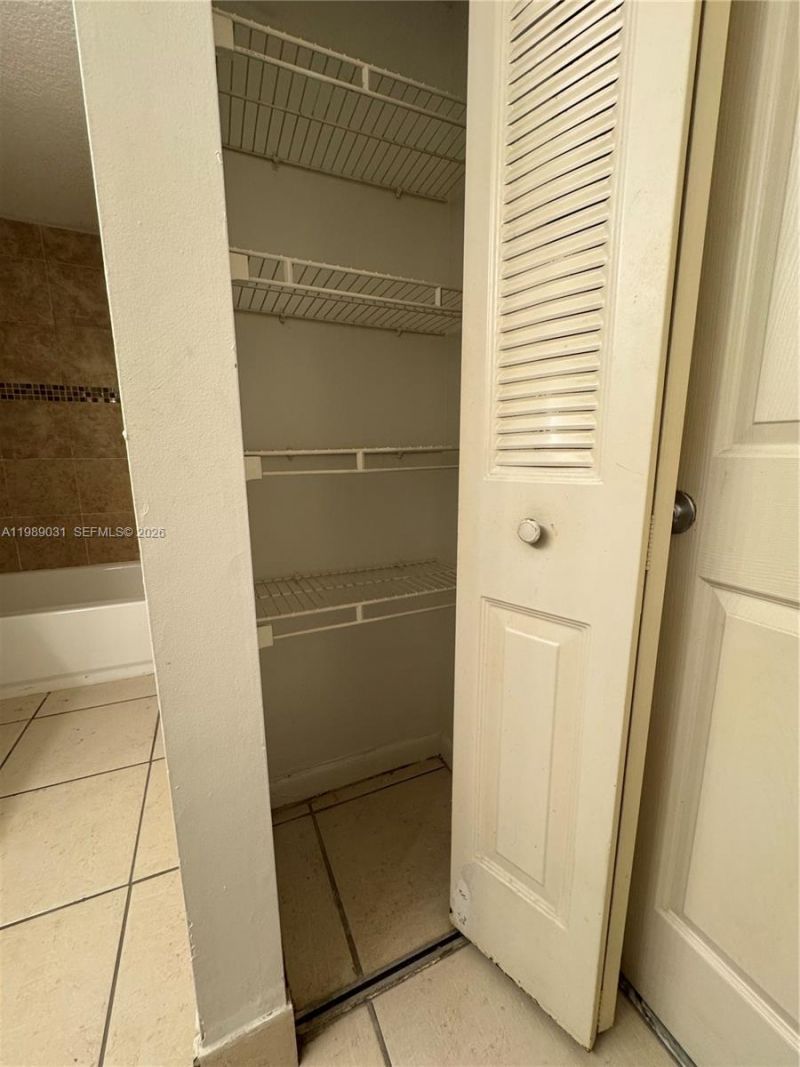 10717 Cleary Blvd , Unit 107, Plantation, FL 33324 Photo