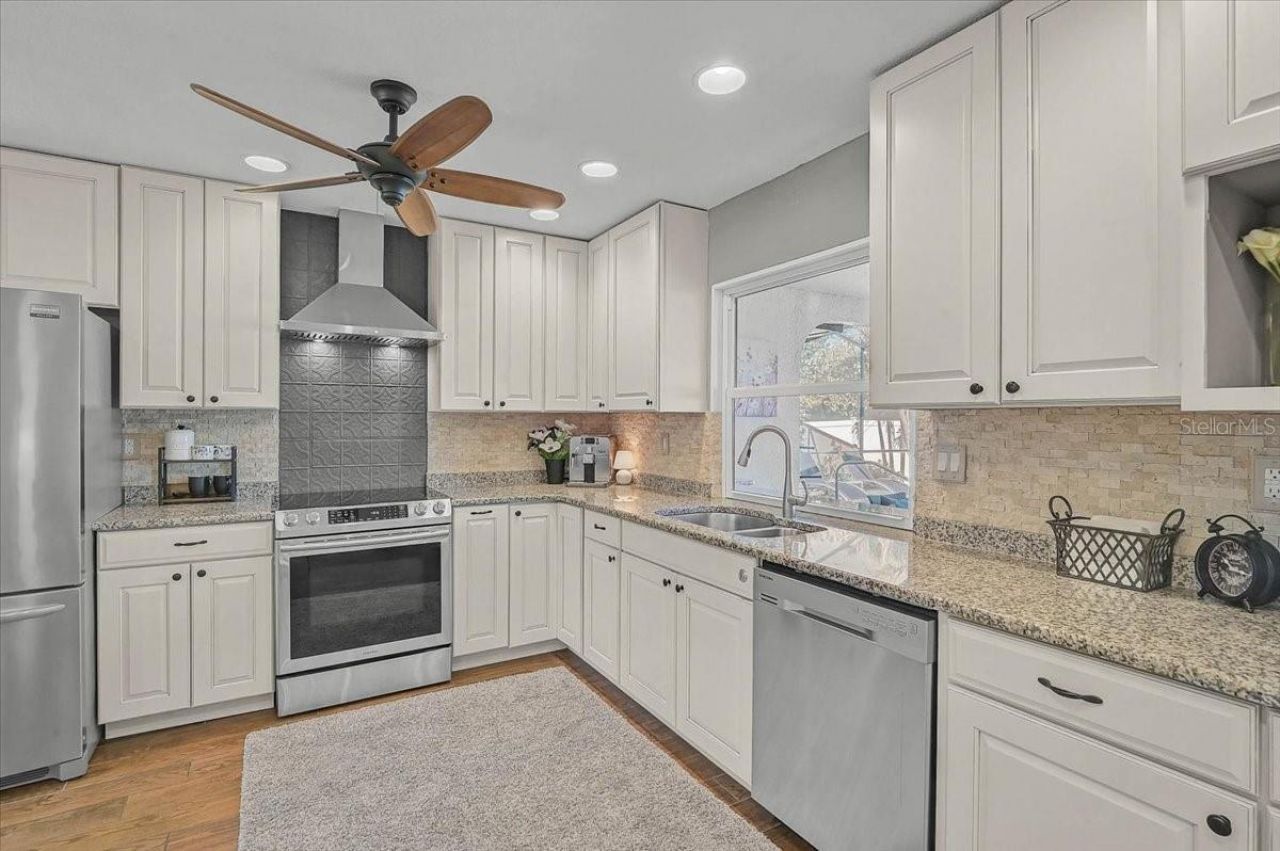 18380 Robinson Avenue, Port Charlotte, FL 33948 Photo