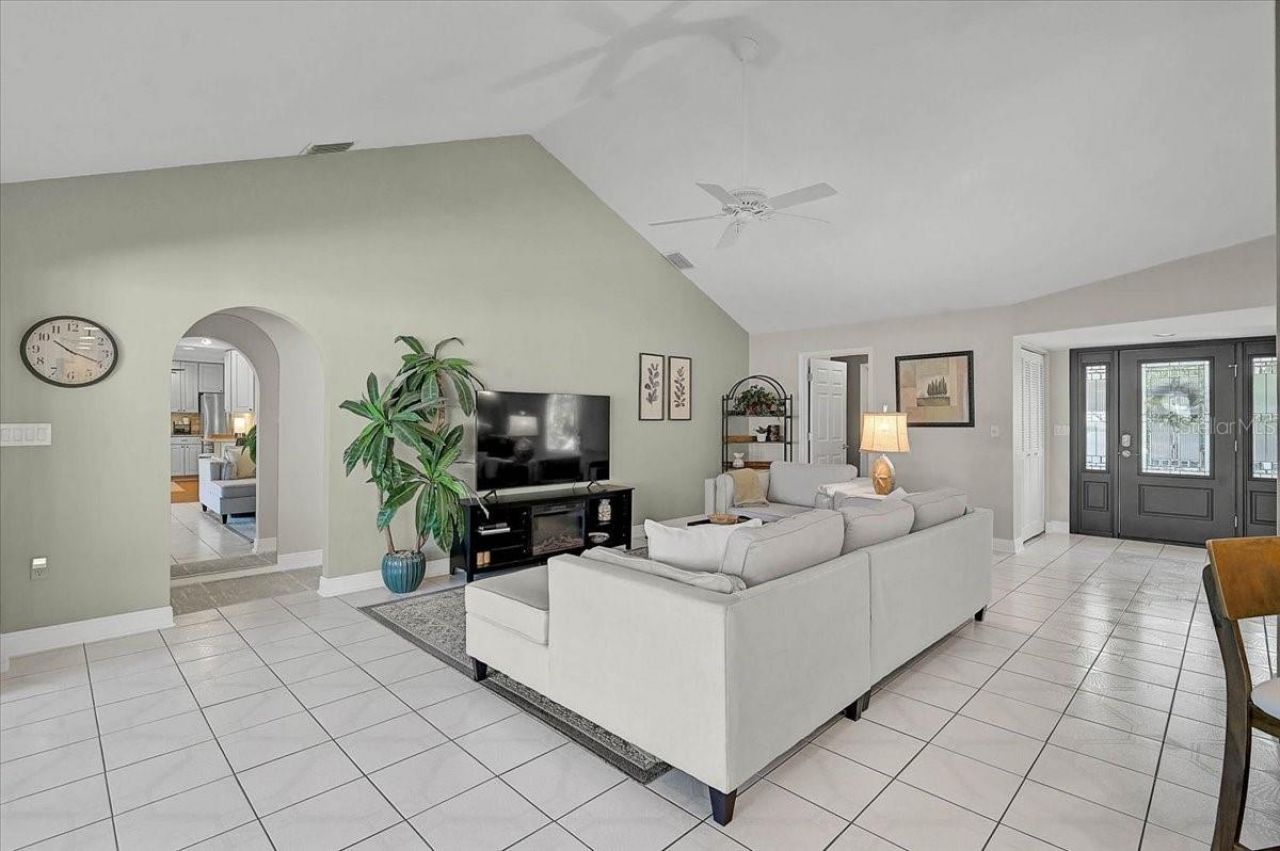 18380 Robinson Avenue, Port Charlotte, FL 33948 Photo