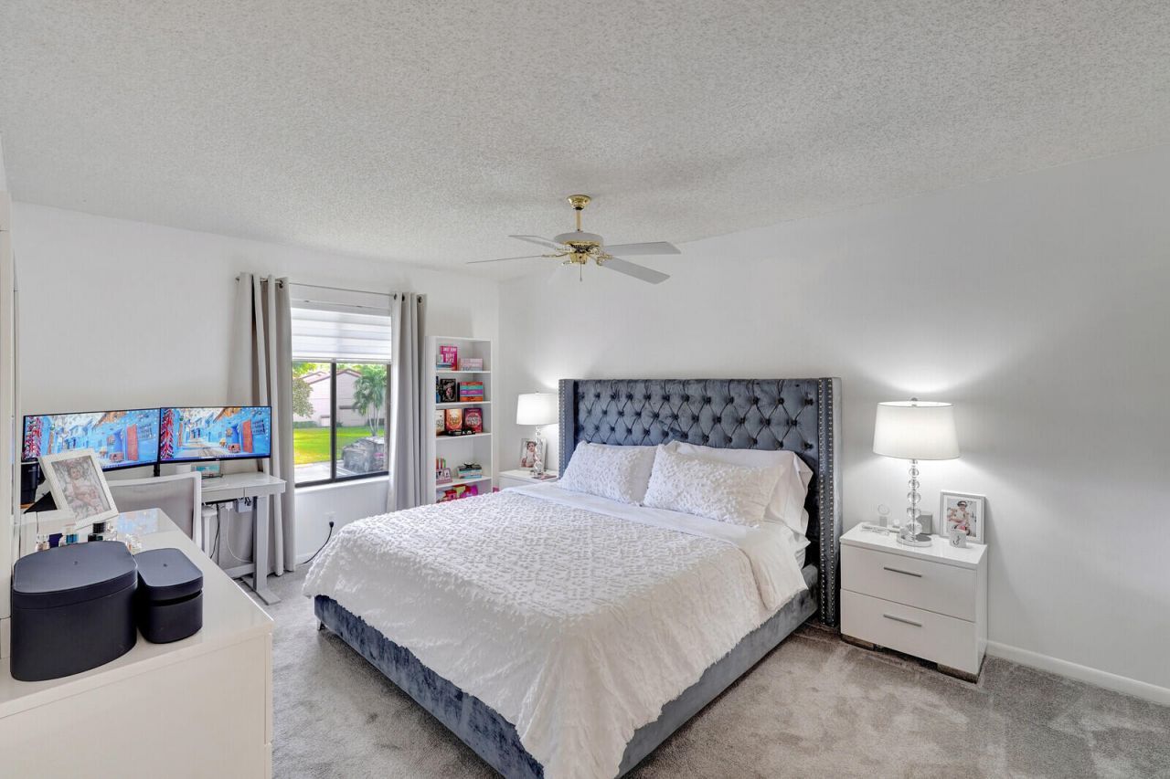 614 Sea Pine Way, Unit C2, West Palm Beach, FL 33415 Photo