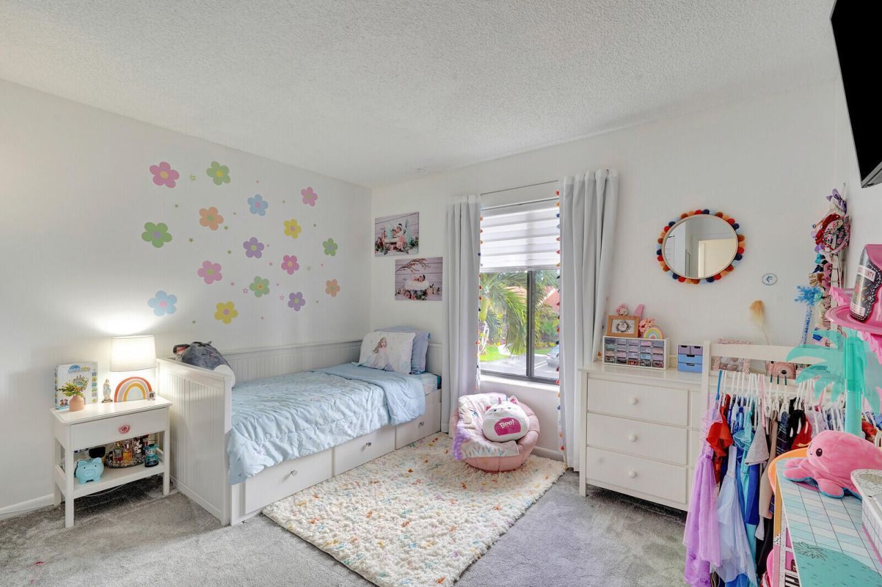 614 Sea Pine Way, Unit C2, West Palm Beach, FL 33415 Photo