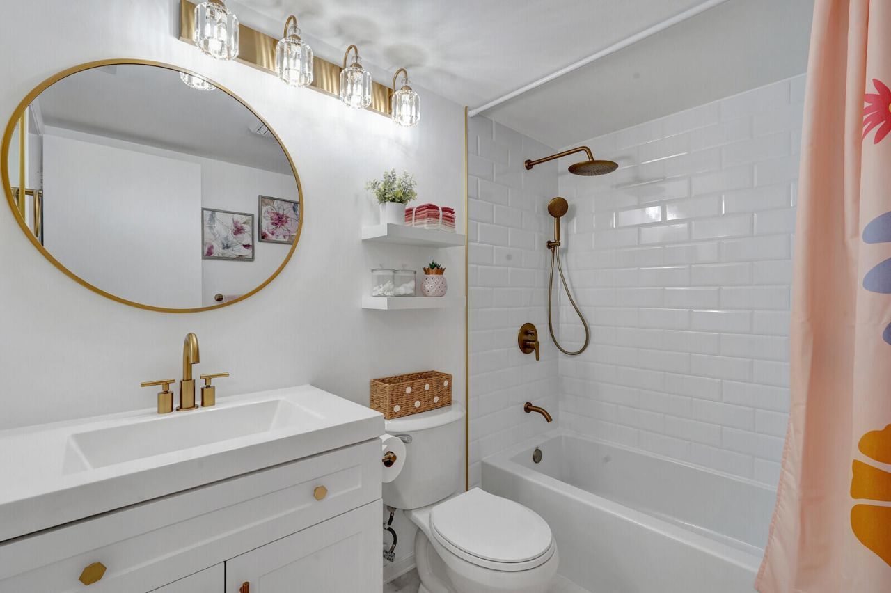 614 Sea Pine Way, Unit C2, West Palm Beach, FL 33415 Photo