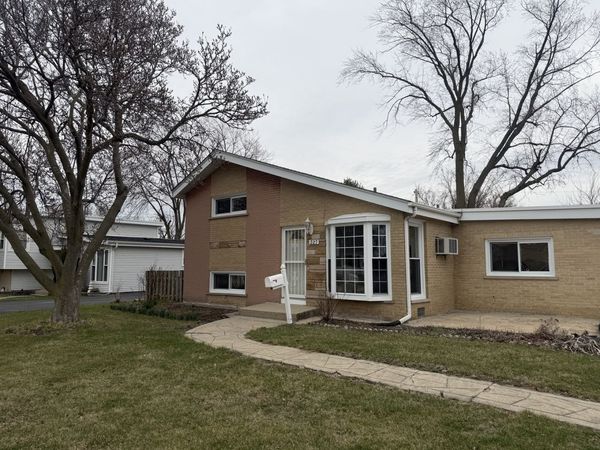 327 Morse Drive , Northlake, IL 60164