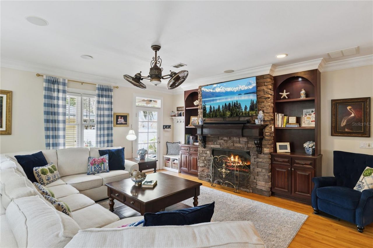 1232 Poinsettia Avenue , Orlando, FL 32804 Photo