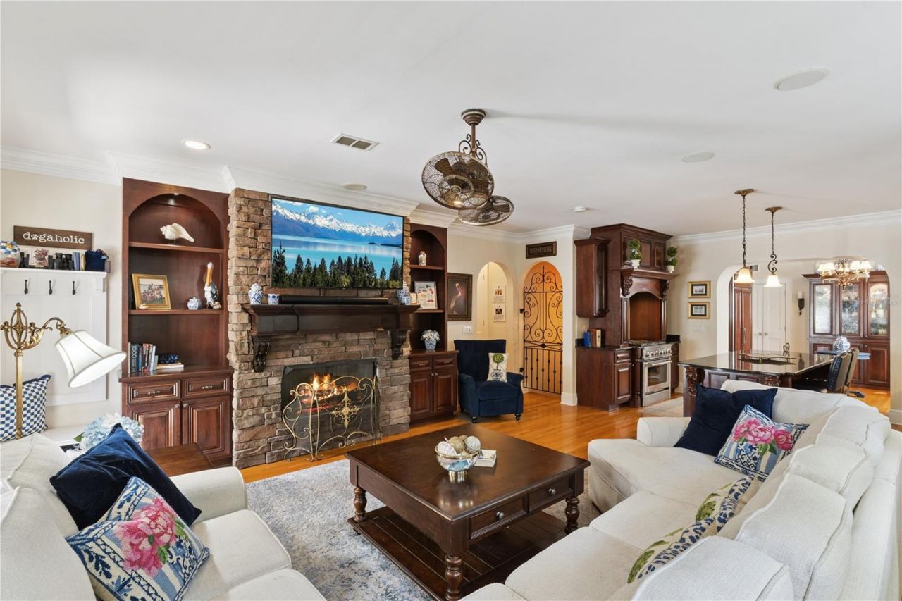 1232 Poinsettia Avenue , Orlando, FL 32804 Photo