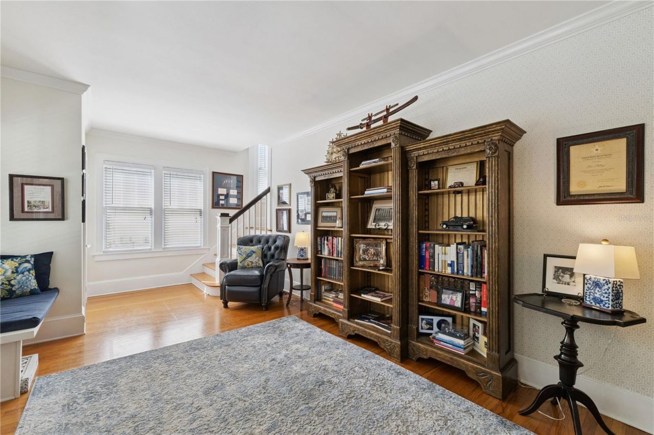 1232 Poinsettia Avenue , Orlando, FL 32804 Photo