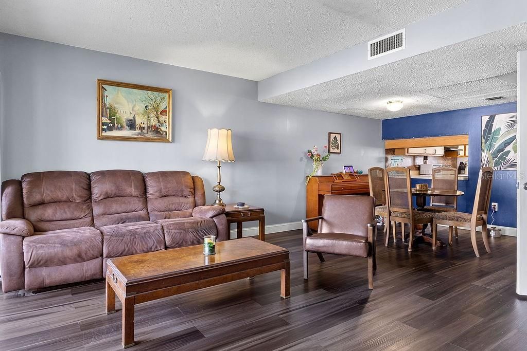 4269 S Semoran Boulevard , Unit 14, Orlando, FL 32822 Photo