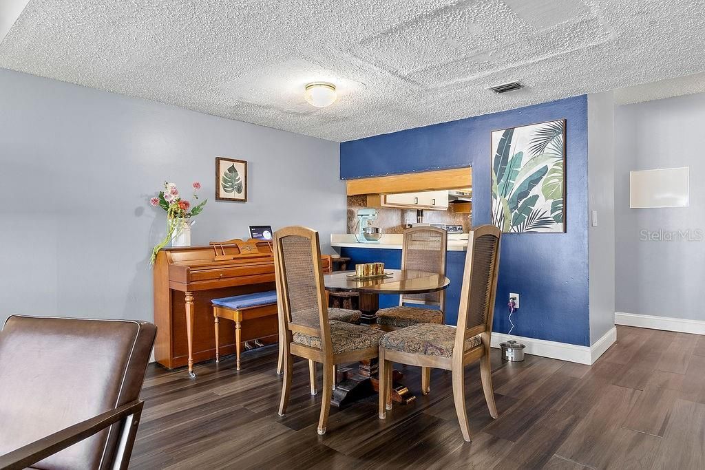 4269 S Semoran Boulevard , Unit 14, Orlando, FL 32822 Photo