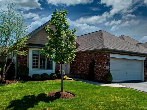 28 Lord Byron Lane , Williamsville, NY 14221