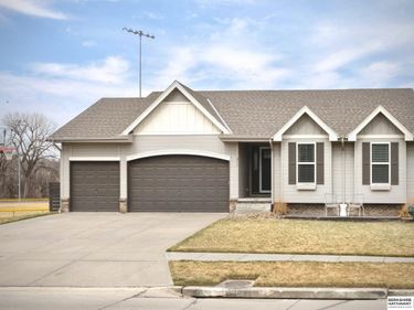 311 Itan Drive, Yutan, NE 68073