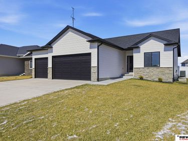 836 W Miramonte Road, Lincoln, NE 68523