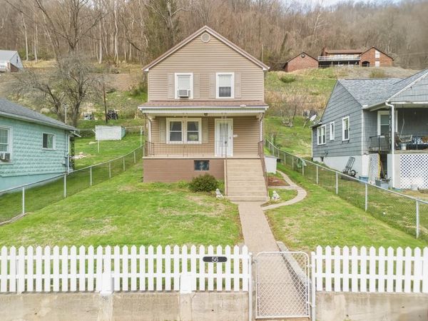 56 Ferris Dr., GLEN FERRIS, WV 25090